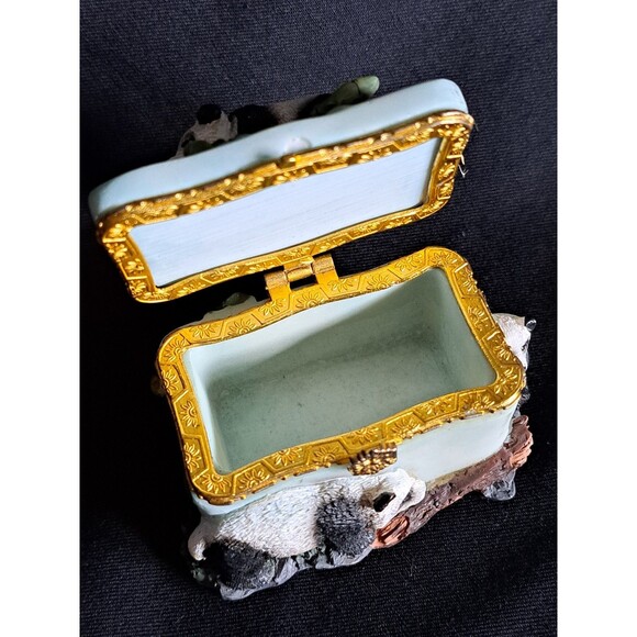 VTG Panda Trinket Box 3-dimensional Hinged - Picture 11 of 11